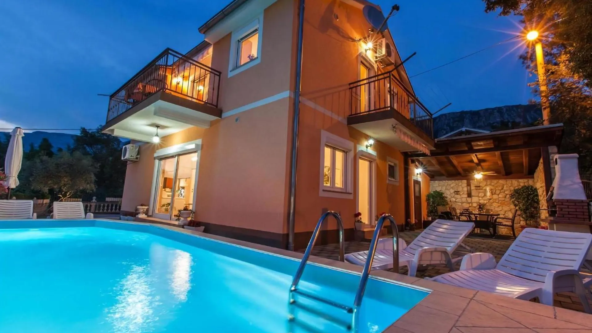 Haus Veronika تْسْغيكفانِتْسا بيت للعطل